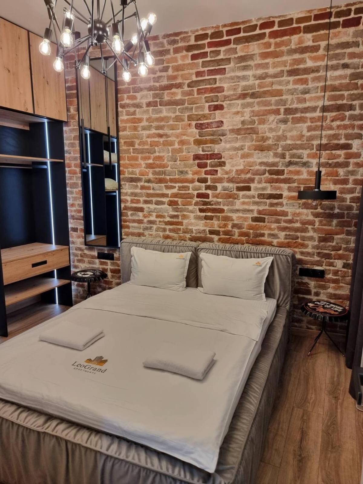 Leogrand Apartments On Krakivska 26 Львов Экстерьер фото