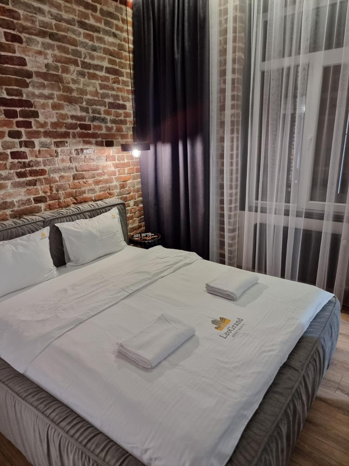 Leogrand Apartments On Krakivska 26 Львов Экстерьер фото