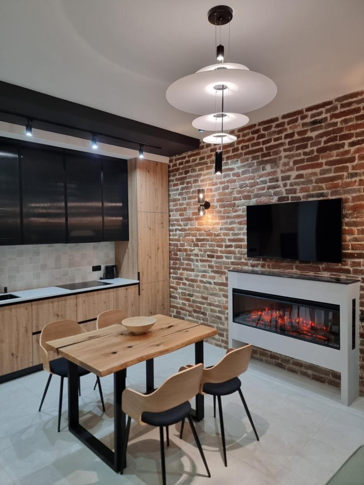 Leogrand Apartments On Krakivska 26 Львов Экстерьер фото